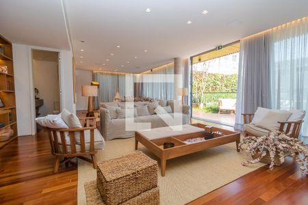 Apartamento à venda com 251m², 2 quartos e 2 vagas Apartamento à venda com 251m², 2 quartos e 2 vagasÁrea comum