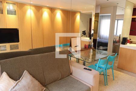 Sala de apartamento para alugar com 1 quarto, 40m² em Jardim Europa, São Paulo