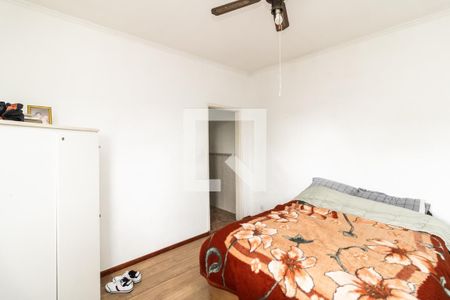 Quarto 2 de casa para alugar com 2 quartos, 90m² em Jardim de Lorenzo, São Paulo