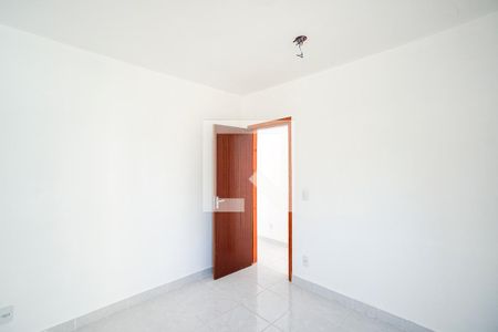 Quarto 01 de apartamento para alugar com 2 quartos, 46m² em Vila Santa Isabel, São Paulo