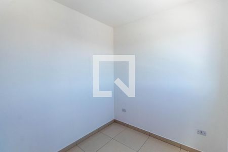 Quarto 1 de apartamento para alugar com 2 quartos, 42m² em Vila Silvia, São Paulo