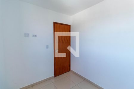 Quarto 1 de apartamento para alugar com 2 quartos, 42m² em Vila Silvia, São Paulo