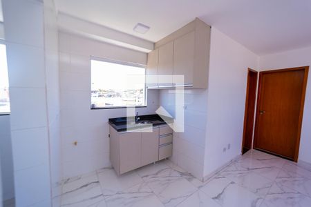 Sala/Cozinha de apartamento para alugar com 2 quartos, 42m² em Vila Silvia, São Paulo