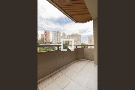 Apartamento para alugar com 3 quartos, 119m² em Jardim Ampliacao, São Paulo