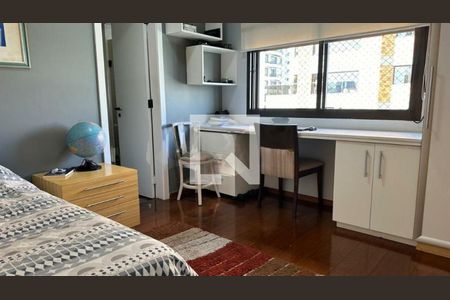 Apartamento à venda com 3 quartos, 230m² em Santana, São Paulo