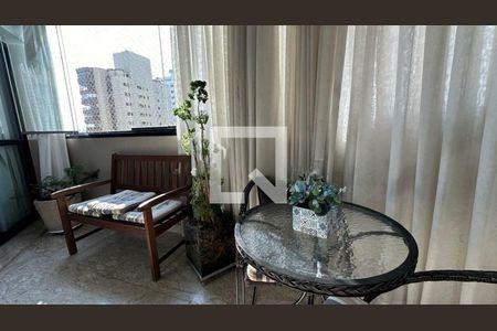 Apartamento à venda com 3 quartos, 230m² em Santana, São Paulo