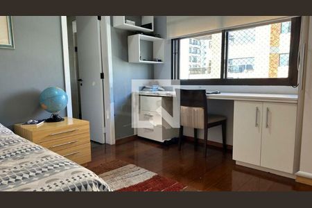 Apartamento à venda com 3 quartos, 230m² em Santana, São Paulo