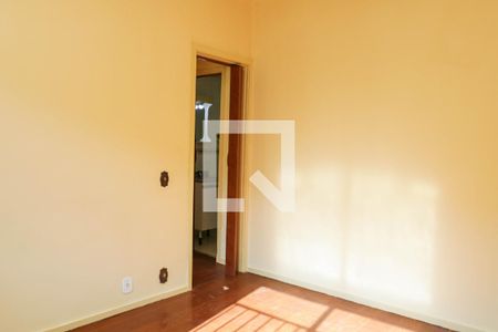 Quarto 1 de apartamento para alugar com 2 quartos, 60m² em Lins de Vasconcelos, Rio de Janeiro