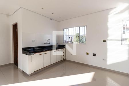 Cozinha de apartamento para alugar com 1 quarto, 90m² em Vila Mazzei, São Paulo