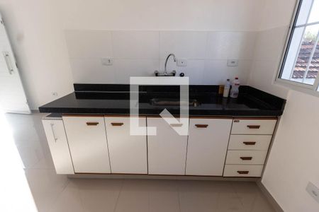 Cozinha de apartamento para alugar com 1 quarto, 90m² em Vila Mazzei, São Paulo