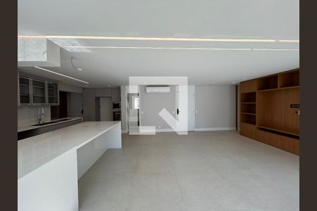 Apartamento à venda com 158m², 4 quartos e 2 vagasSala