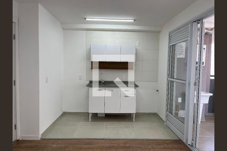 Sala/Cozinha de apartamento para alugar com 2 quartos, 42m² em Barra Funda, São Paulo