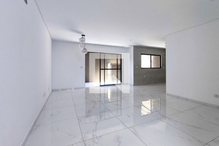 Sala de casa para alugar com 3 quartos, 152m² em Xaxim, Curitiba