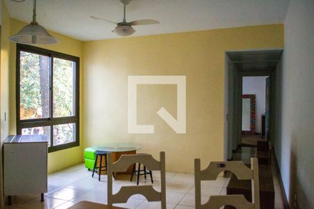 Sala de apartamento à venda com 2 quartos, 59m² em Nonoai, Porto Alegre