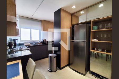 Cozinha de apartamento à venda com 2 quartos, 57m² em Savassi, Belo Horizonte