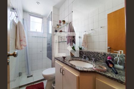 Quarto 1 de apartamento para alugar com 2 quartos, 60m² em Buritis, Belo Horizonte