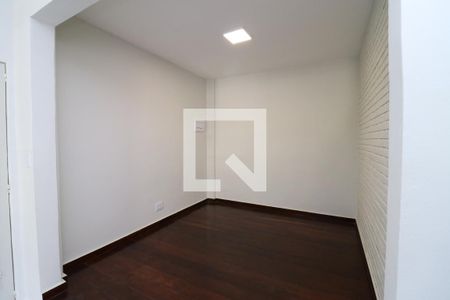 Sala de apartamento à venda com 2 quartos, 90m² em Praia da Bandeira, Rio de Janeiro