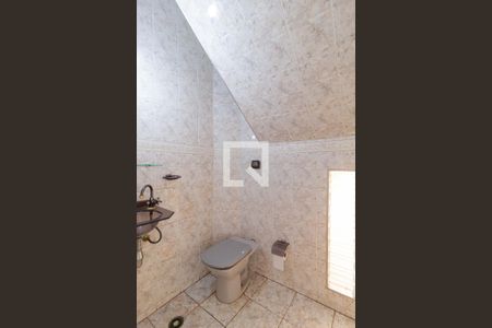 Lavabo de casa para alugar com 3 quartos, 350m² em Jardim das Flores, Osasco