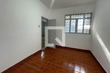 Quarto de casa para alugar com 2 quartos, 59m² em Centro, Duque de Caxias