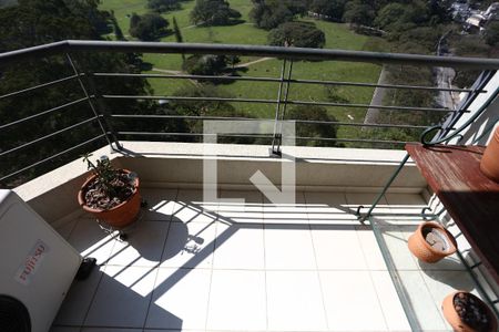 varanda de apartamento para alugar com 3 quartos, 140m² em Paraíso do Morumbi, São Paulo