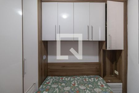 Quarto 1 de apartamento à venda com 2 quartos, 48m² em Jardim Santa Teresinha, São Paulo