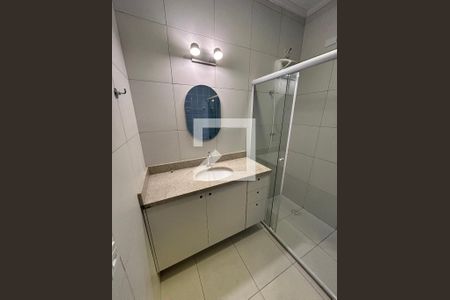 Casa para alugar com 200m², 5 quartos e 2 vagas Casa para alugar com 200m², 5 quartos e 2 vagasBanheiro da Suíte 1