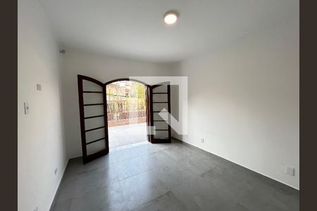 Casa para alugar com 200m², 5 quartos e 2 vagas Casa para alugar com 200m², 5 quartos e 2 vagasQuarto 2