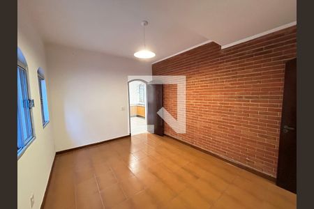 Casa para alugar com 200m², 5 quartos e 2 vagas Casa para alugar com 200m², 5 quartos e 2 vagasSala de Jantar