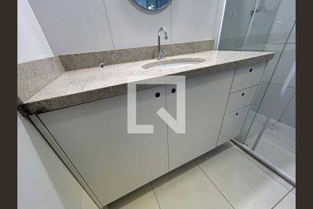 Casa para alugar com 200m², 5 quartos e 2 vagas Casa para alugar com 200m², 5 quartos e 2 vagasBanheiro da Suíte 1