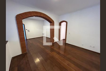 Sala de casa para alugar com 5 quartos, 200m² em Alto da Lapa, São Paulo