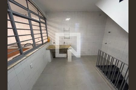 Casa para alugar com 200m², 5 quartos e 2 vagas Casa para alugar com 200m², 5 quartos e 2 vagasLavanderia