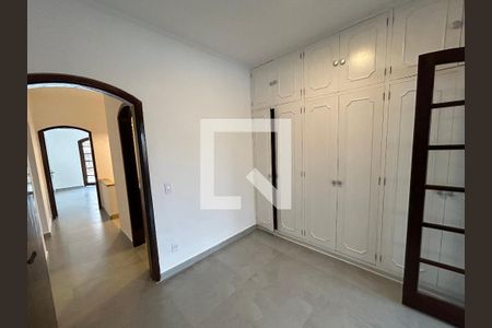 Casa para alugar com 200m², 5 quartos e 2 vagas Casa para alugar com 200m², 5 quartos e 2 vagasQuarto 3