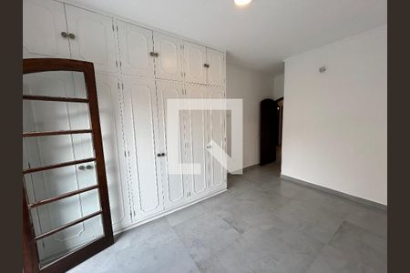 Casa para alugar com 200m², 5 quartos e 2 vagas Casa para alugar com 200m², 5 quartos e 2 vagasSuite