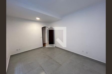 Casa para alugar com 200m², 5 quartos e 2 vagas Casa para alugar com 200m², 5 quartos e 2 vagasEscritório