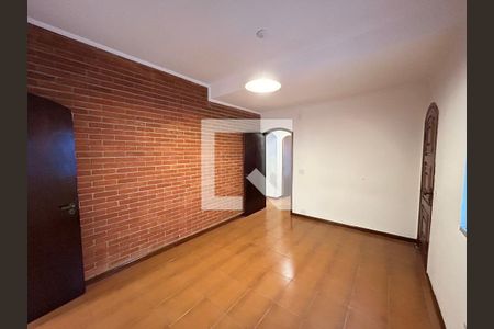 Casa para alugar com 200m², 5 quartos e 2 vagas Casa para alugar com 200m², 5 quartos e 2 vagasSala de jantar