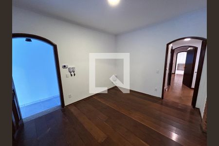 Sala de casa para alugar com 5 quartos, 200m² em Alto da Lapa, São Paulo