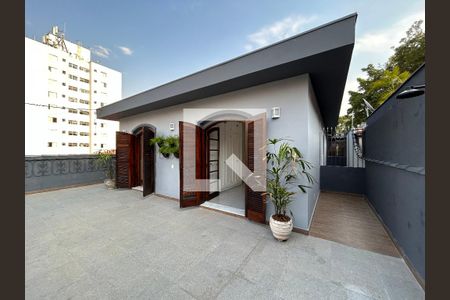 Casa para alugar com 200m², 5 quartos e 2 vagas Casa para alugar com 200m², 5 quartos e 2 vagasVaranda frente
