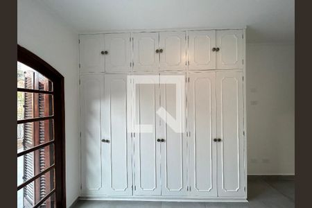 Casa para alugar com 200m², 5 quartos e 2 vagas Casa para alugar com 200m², 5 quartos e 2 vagasSuite