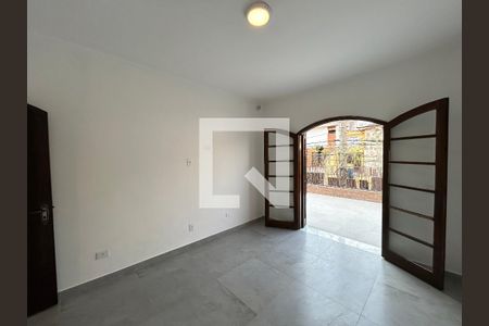 Casa para alugar com 200m², 5 quartos e 2 vagas Casa para alugar com 200m², 5 quartos e 2 vagasQuarto 2