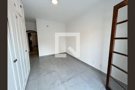 Casa para alugar com 200m², 5 quartos e 2 vagas Casa para alugar com 200m², 5 quartos e 2 vagasSuite