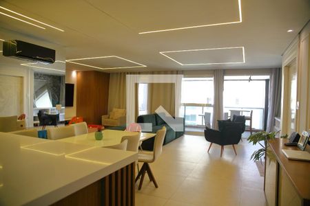 Apartamento à venda com 178m², 3 quartos e 4 vagasSala