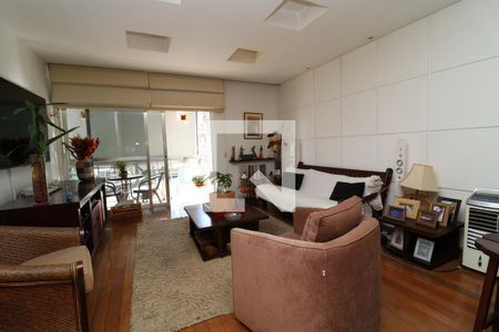 Sala de apartamento à venda com 3 quartos, 142m² em Jardim Guanabara, Rio de Janeiro