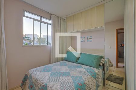 Quarto 1 de apartamento à venda com 2 quartos, 44m² em Califórnia, Contagem