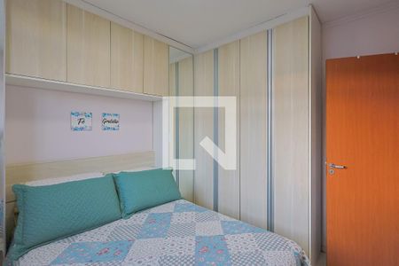 Quarto 1 de apartamento à venda com 2 quartos, 44m² em Califórnia, Contagem