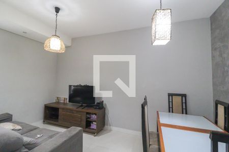 Sala de casa de condomínio à venda com 3 quartos, 106m² em Medeiros, Jundiaí