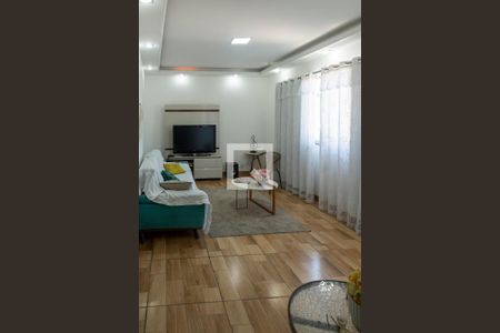 Sala de casa à venda com 3 quartos, 224m² em Taquara, Rio de Janeiro