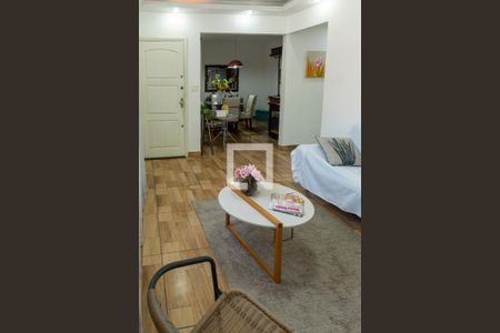 Sala de casa à venda com 3 quartos, 224m² em Taquara, Rio de Janeiro