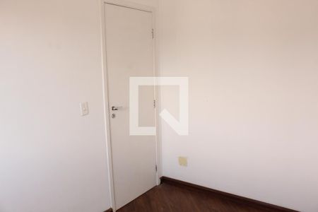 Quarto 2 de casa de condomínio para alugar com 3 quartos, 101m² em Paisagem Renoir, Cotia