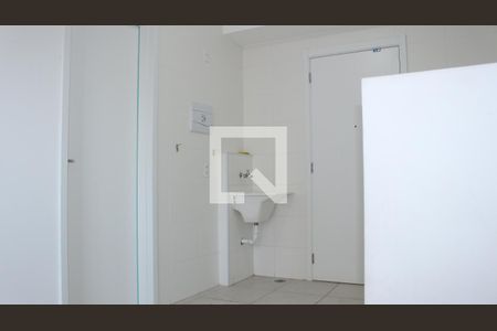 Cozinha de apartamento para alugar com 1 quarto, 28m² em Vila Ema, São Paulo