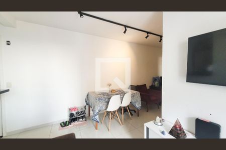 Sala de apartamento à venda com 2 quartos, 57m² em Mansões Santo Antônio, Campinas